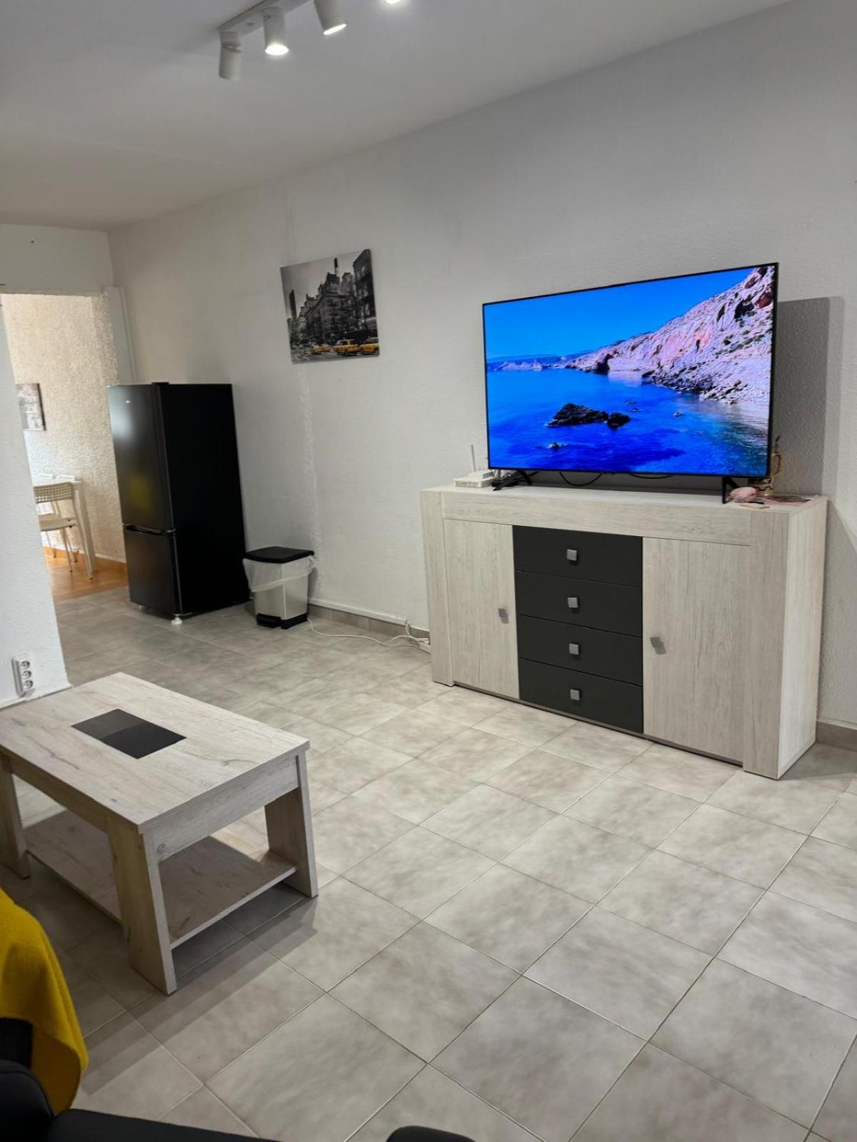 Villa Mare - 2 Beds With Balcony, Patio And Pool And Direct Park Access Murcia Dış mekan fotoğraf